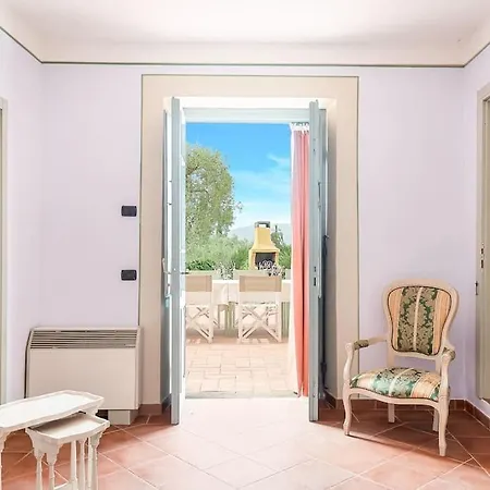 9 Bedroom Lucca فيلة