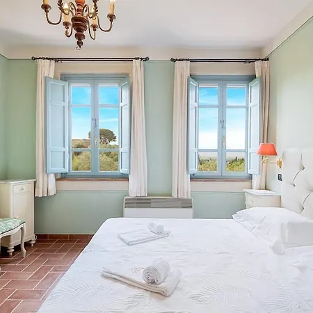 فيلة 9 Bedroom Lucca *